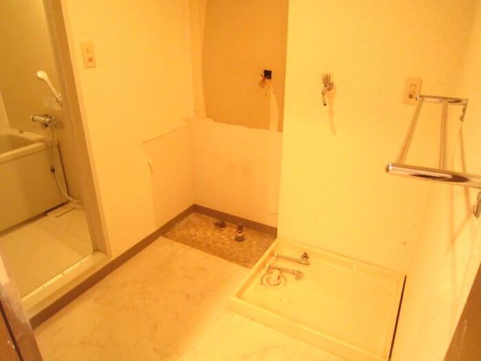 物件内観写真10　(洗面)