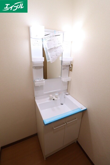 物件内観写真12　(洗面)