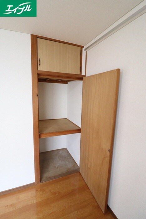 物件内観写真21　(収納)