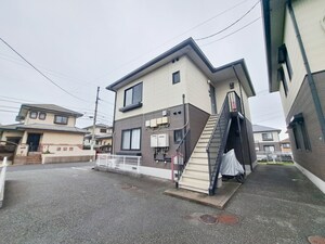 チェリーヒルズ　A棟外観写真