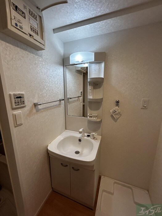 物件内観写真11　(洗面)