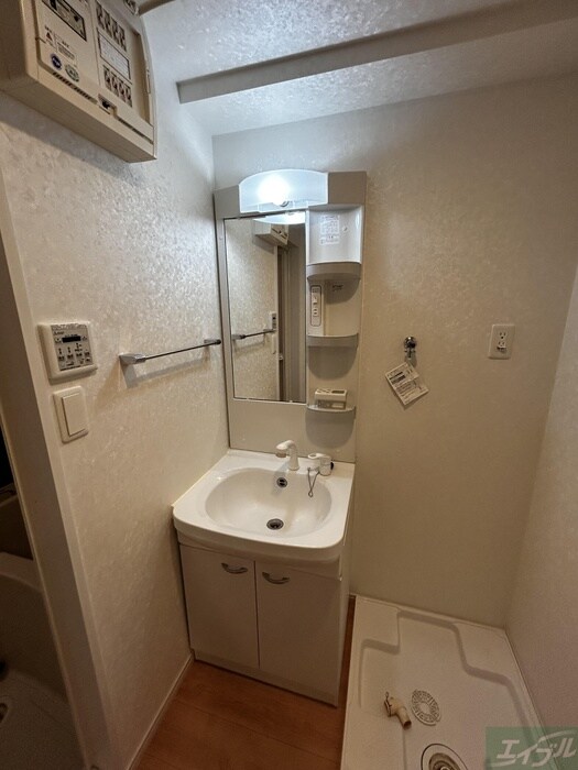 物件内観写真11　(洗面)