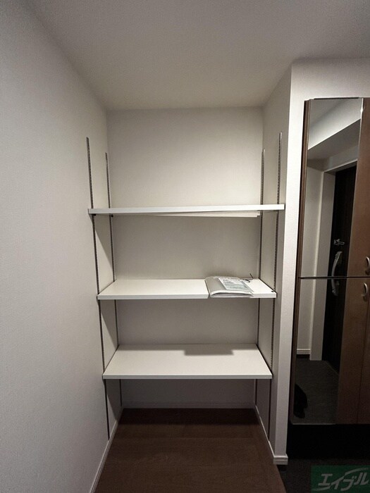 物件内観写真18　(収納)
