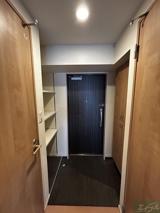 物件内観写真18　(玄関)