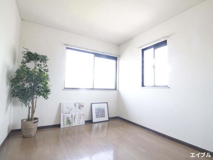 物件内観写真18　(居室)