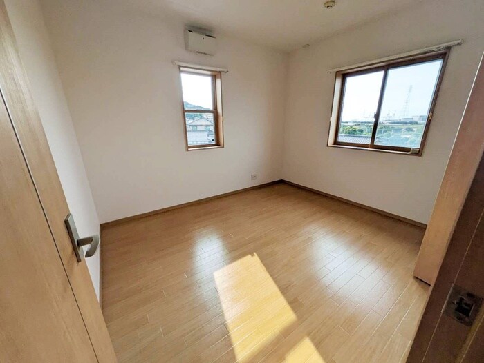 物件内観写真16　(居室)