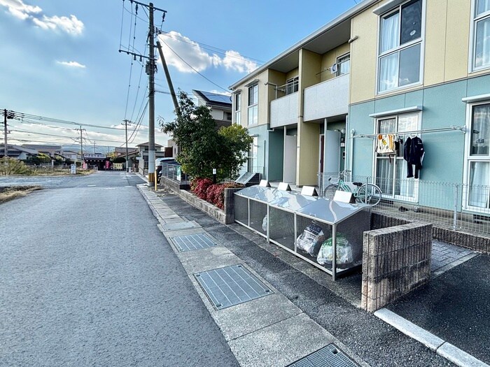 物件外観写真3　(建物設備)