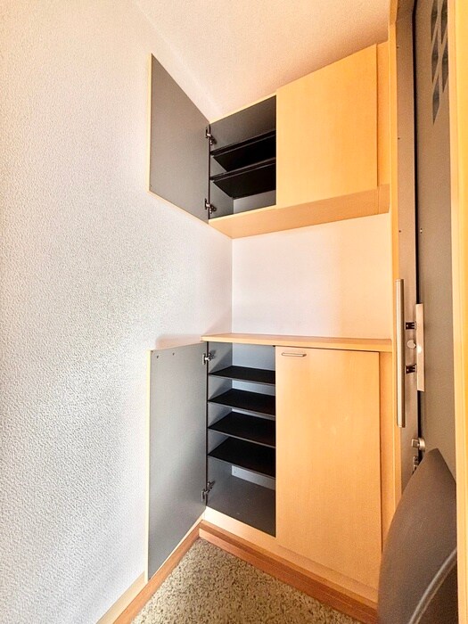 物件内観写真14　(靴箱)