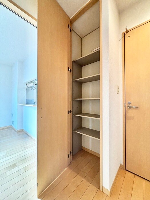 物件内観写真16　(内観写真)