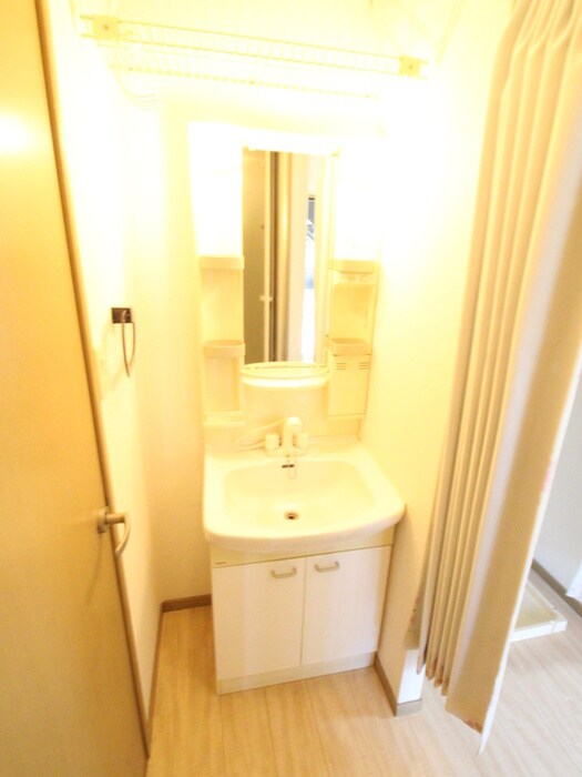 物件内観写真8　(洗面)