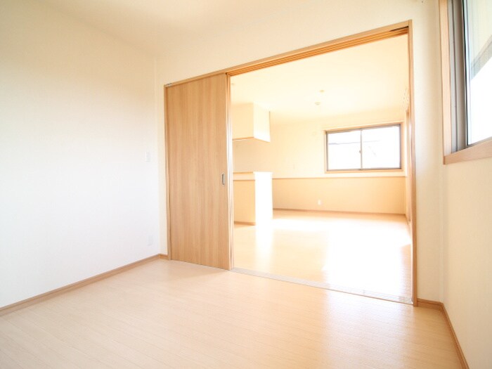 物件内観写真6　(居室)