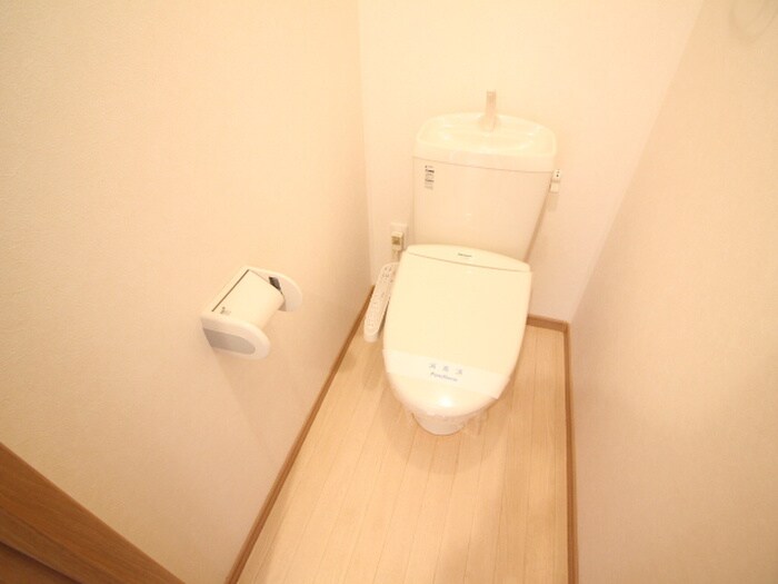 物件内観写真13　(トイレ)