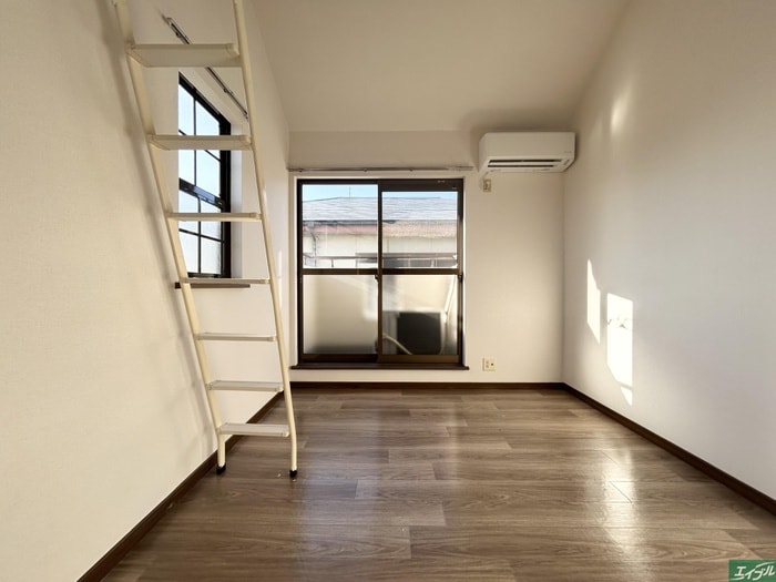 物件内観写真22　(居室)