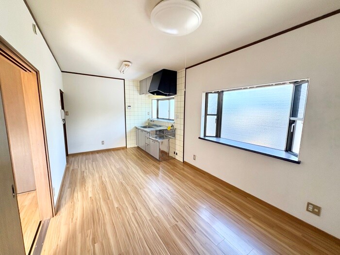 物件内観写真9　(居室)