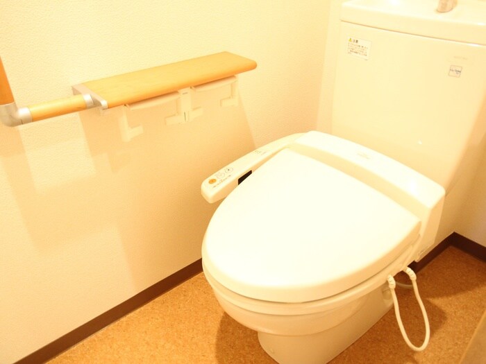 物件内観写真12　(トイレ)