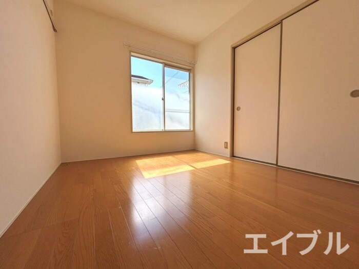 物件内観写真10　(居室)