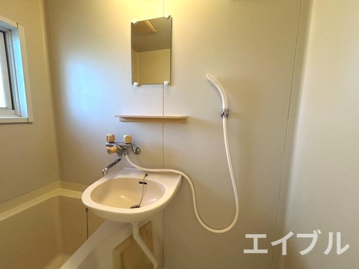 物件内観写真15　(洗面)