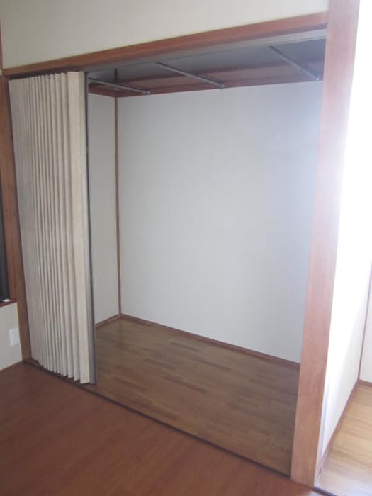 物件内観写真11　(収納)