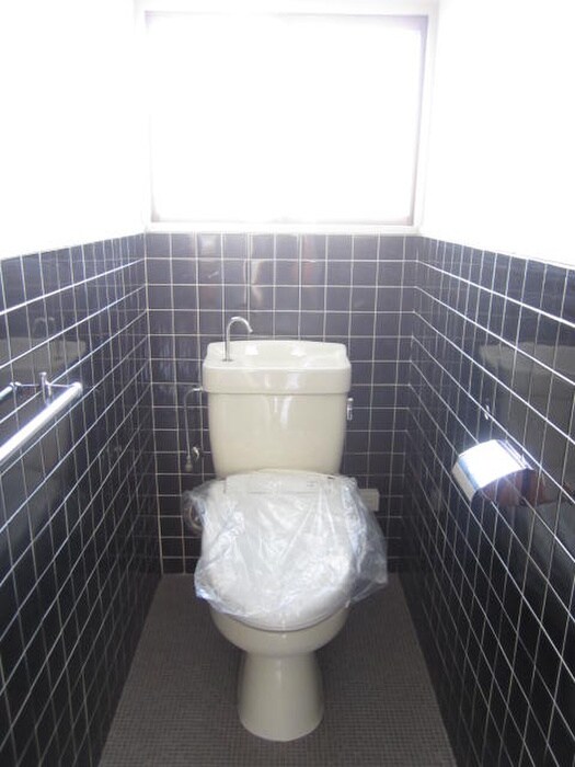 物件内観写真13　(トイレ)