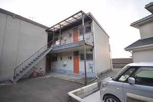 カーサ湯川外観写真