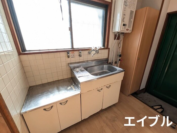 物件内観写真8　(キッチン)