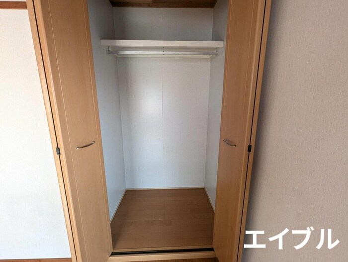 物件内観写真12　(収納)