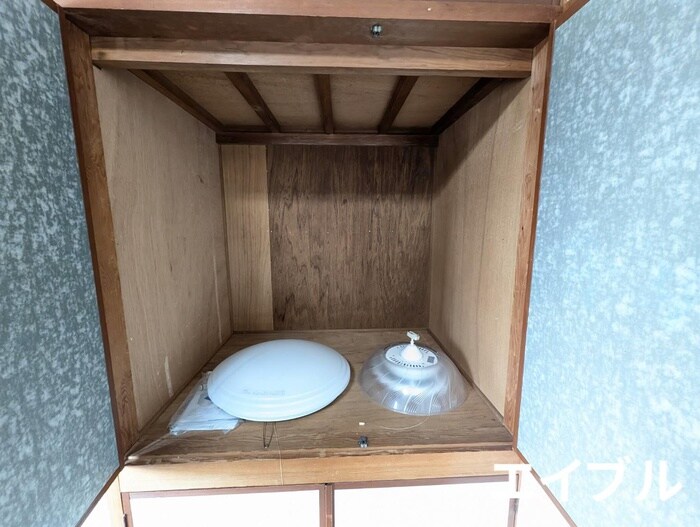 物件内観写真12　(収納)