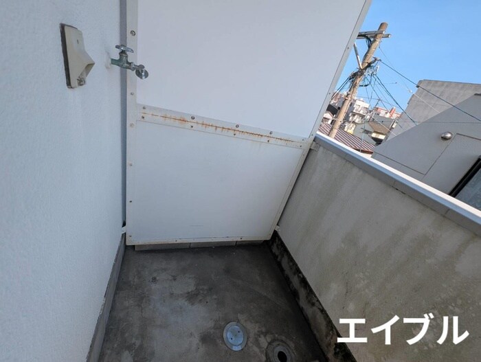 物件内観写真13　(洗濯機置場)