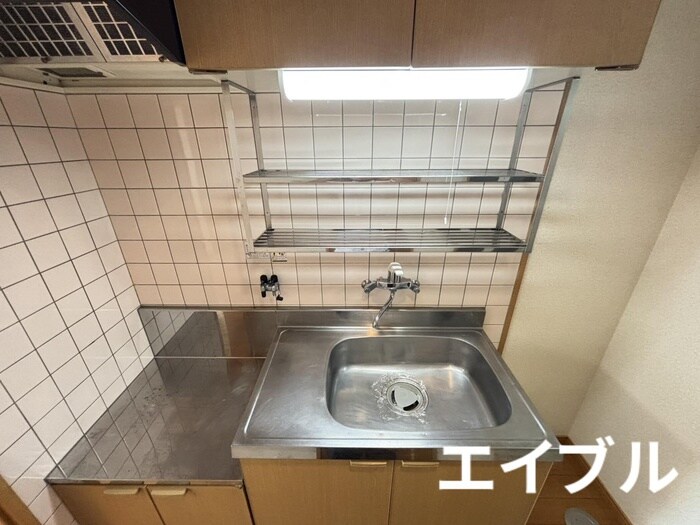 薬師愛ビルのキッチン