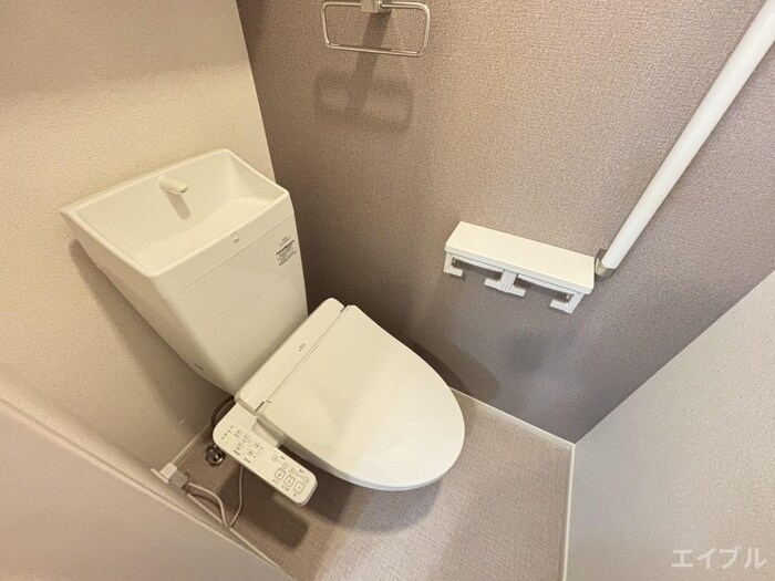 物件内観写真11　(トイレ)