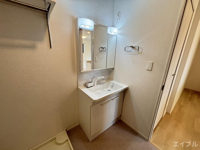 物件内観写真12　(洗面)