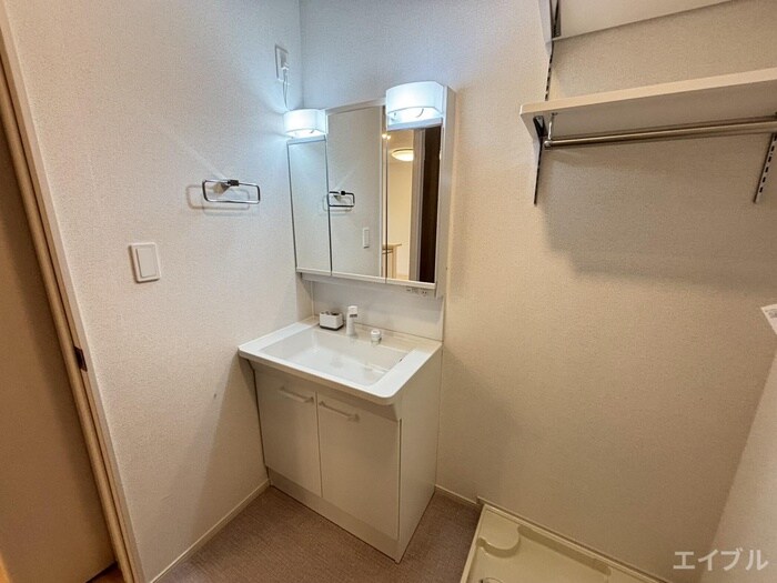 物件内観写真13　(洗面)