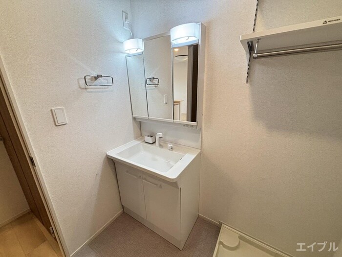 物件内観写真13　(洗面)