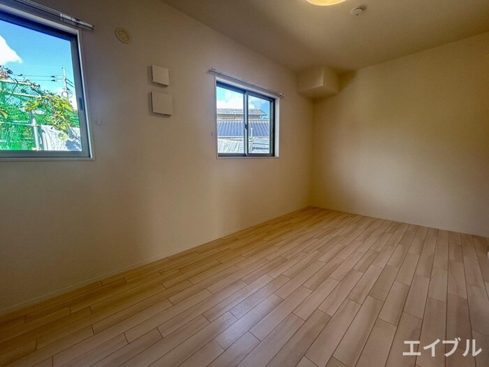 物件内観写真8　(居室)