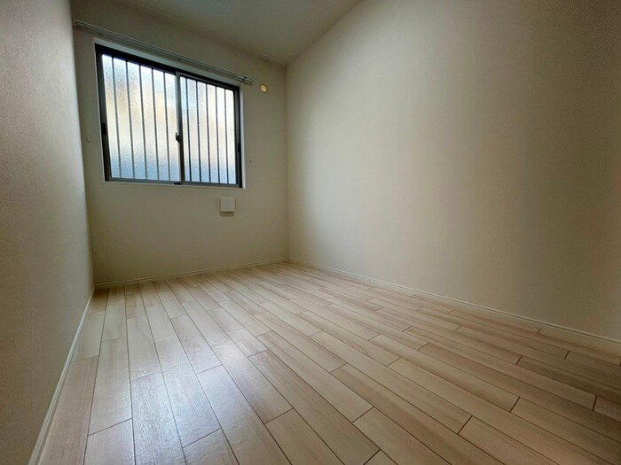 物件内観写真10　(居室)