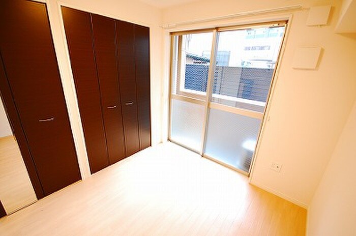 物件内観写真13　(居室)