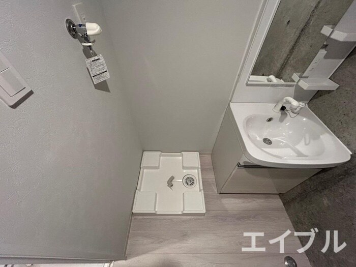 物件内観写真16　(洗濯機置場)