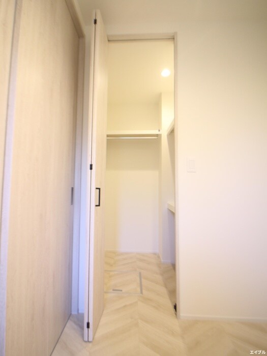 物件内観写真15　(収納)