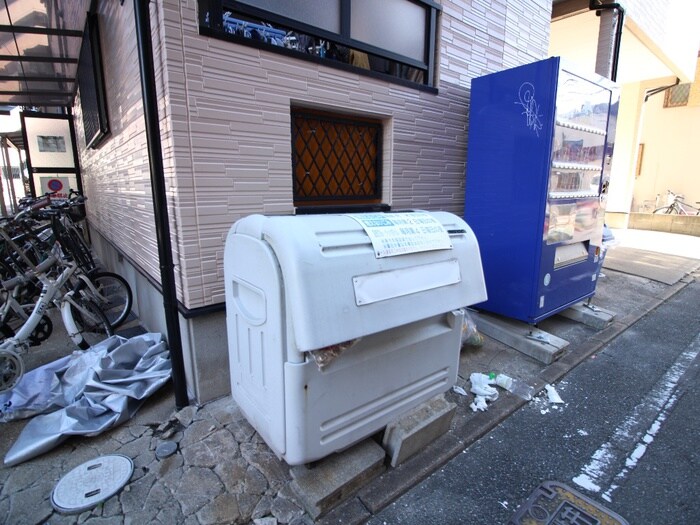 物件外観写真6　(建物設備)