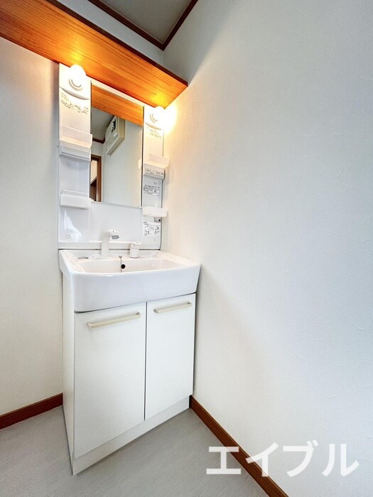 物件内観写真6　(洗面)