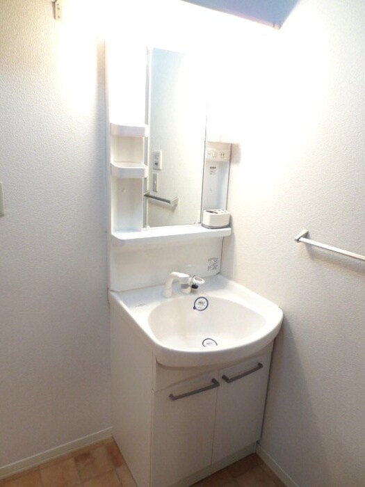 物件内観写真6　(洗面)