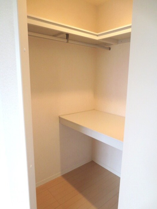 物件内観写真8　(収納)