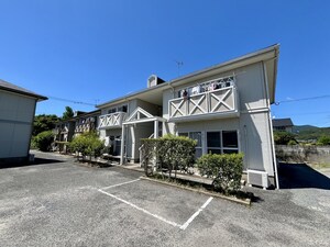 ハイツ古野C外観写真