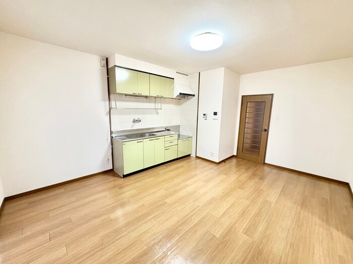 物件内観写真6　(居室)