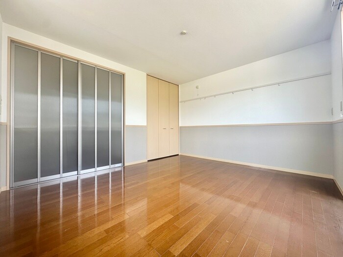 物件内観写真4　(居室)