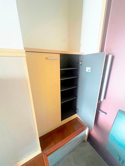物件内観写真12　(靴箱)