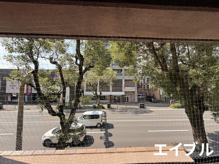 物件内観写真14　(室内からの展望)