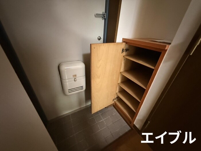 物件内観写真15　(靴箱)