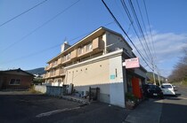 サンハイツの外観写真