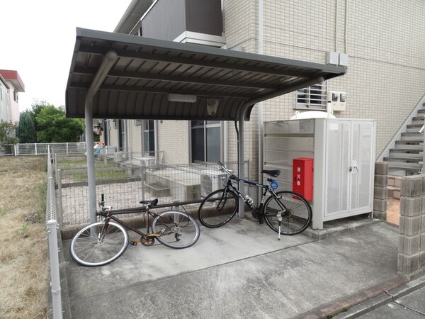 駐輪場